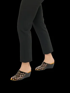 Outlet Arche Women's Egahya Slippers Shoes - 1 Available Color From 35 To 42 -